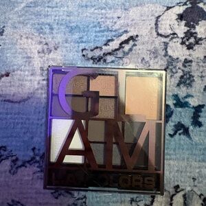 L.A. Colors Glam Eyeshadow Palette - Black, Gray, Cream